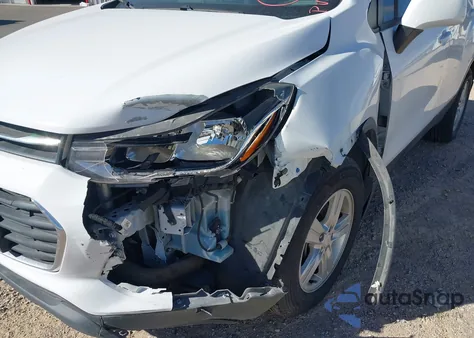 2020 Chevrolet Trax Awd Ls z USA, uszkodzony, nr VIN 3GNCJNSB0LL168130